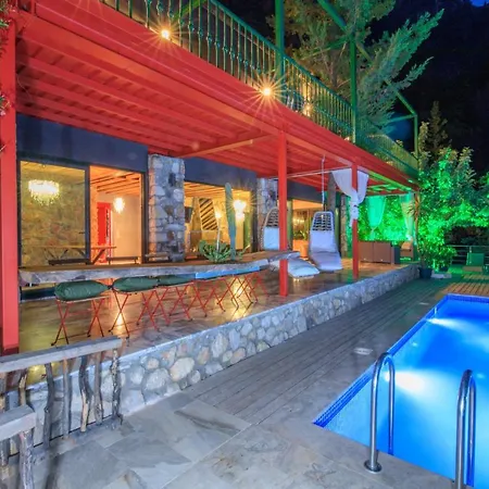 At Kidrak Villa